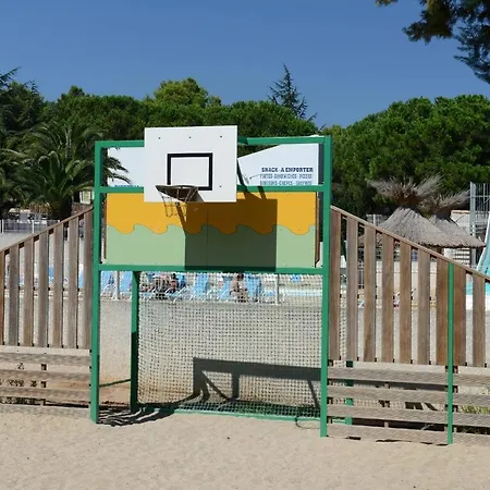 Resort Cap D'agde La Pinede Mh 4/6 Pers. *